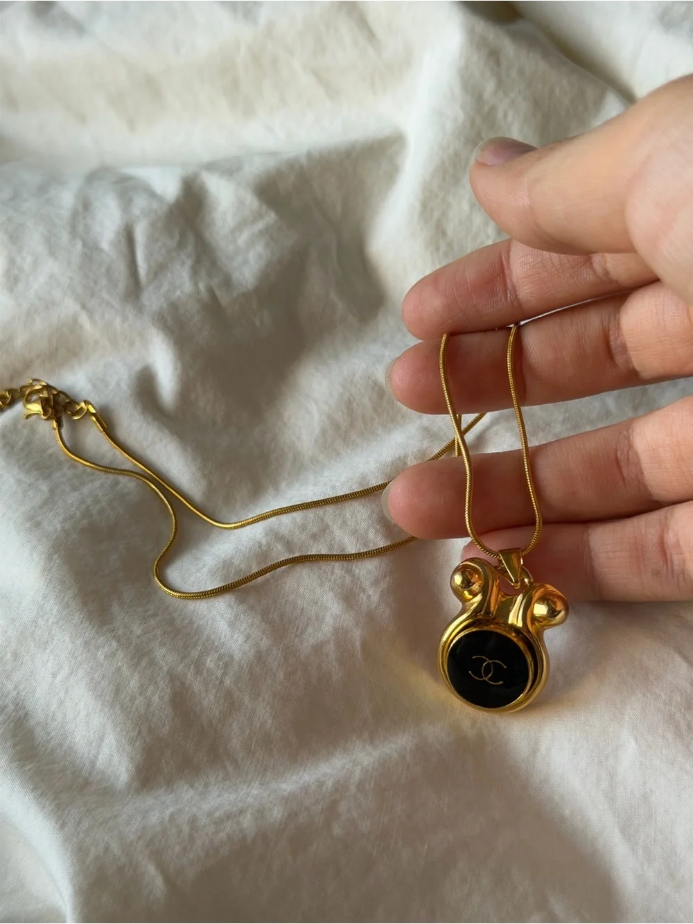 CHANEL authentic button